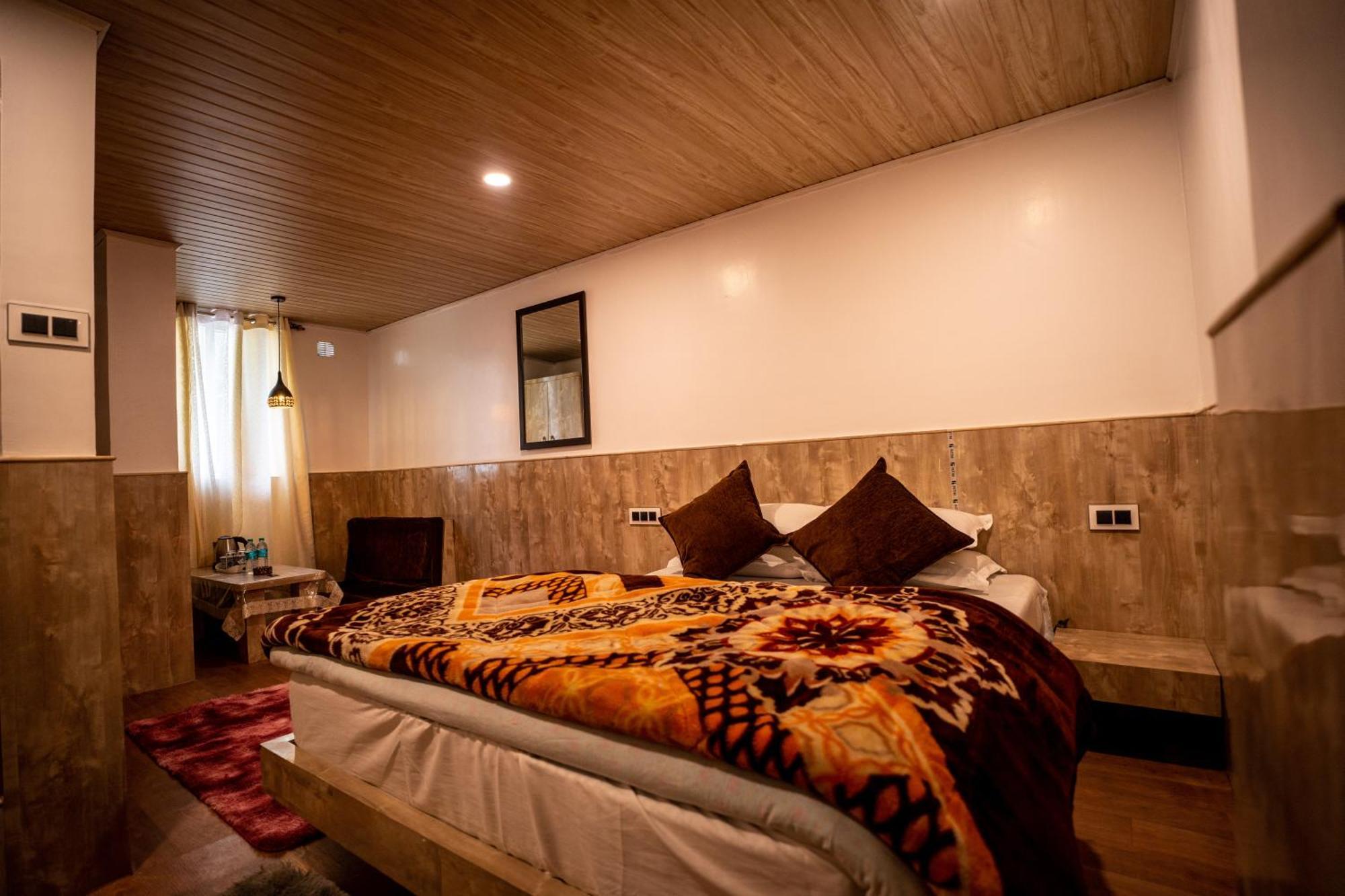Darjeeling Guest House Deluxe Exterior photo